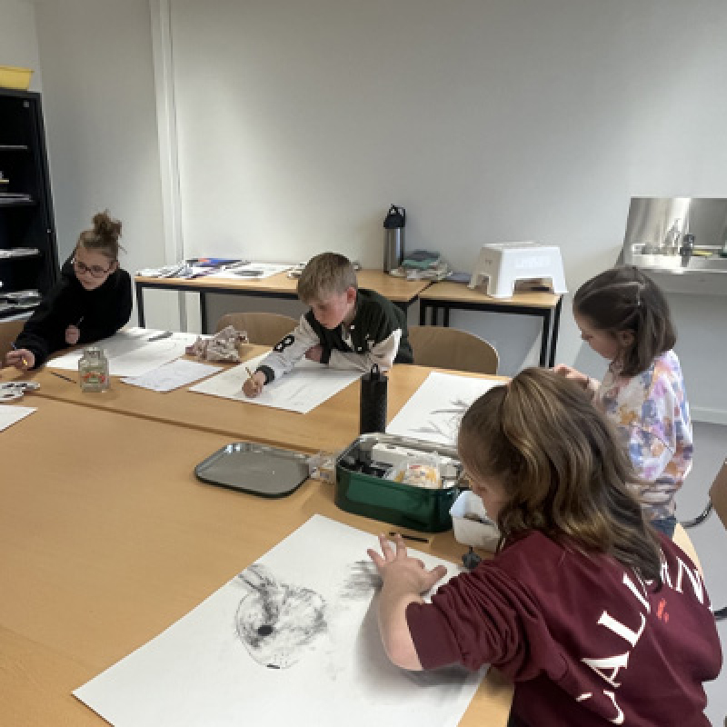 Atelier 2026-2027 | Dessin | 5-7 ans