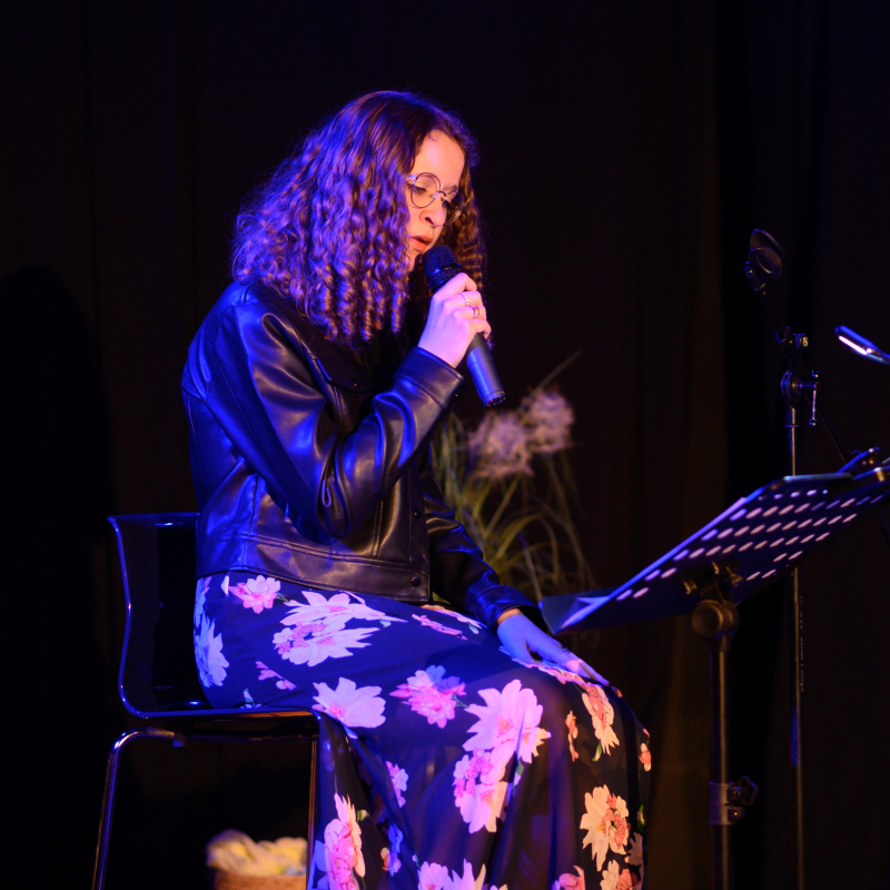 Cabaret chant | Martine Dops