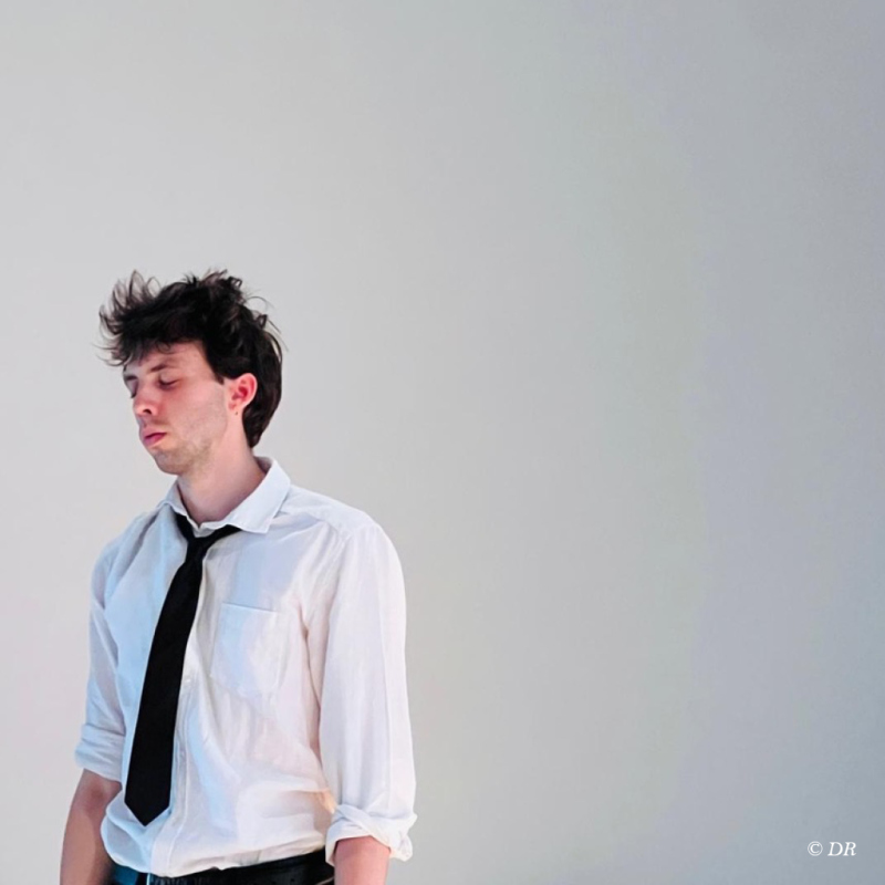 L&agrave; o&ugrave; le souffle courbe &ndash; m&eacute;tamorphoses pour danse et hautbois