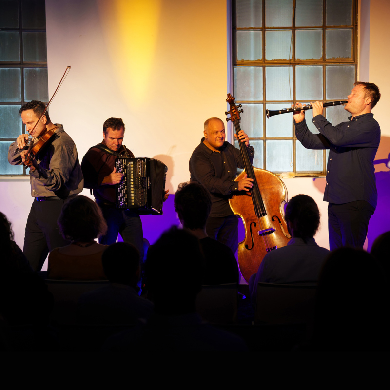 L'&Acirc;me des Carpates - Trio Dor