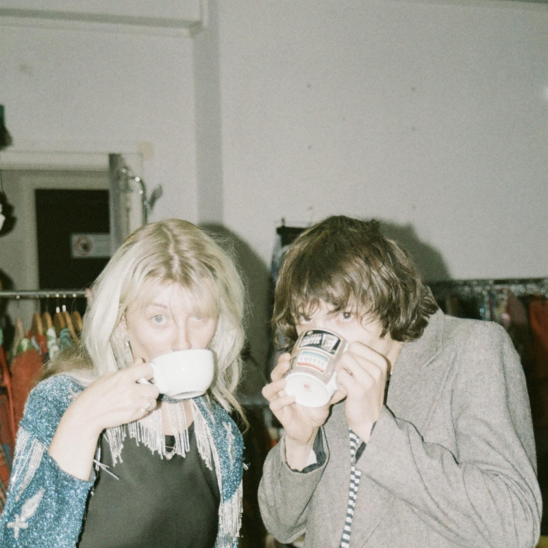 Lou K & Edouard van Praet + Elea